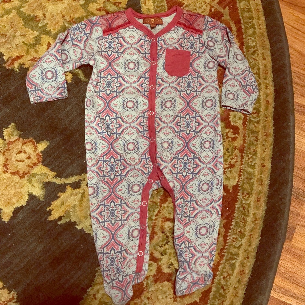 Footed outfit